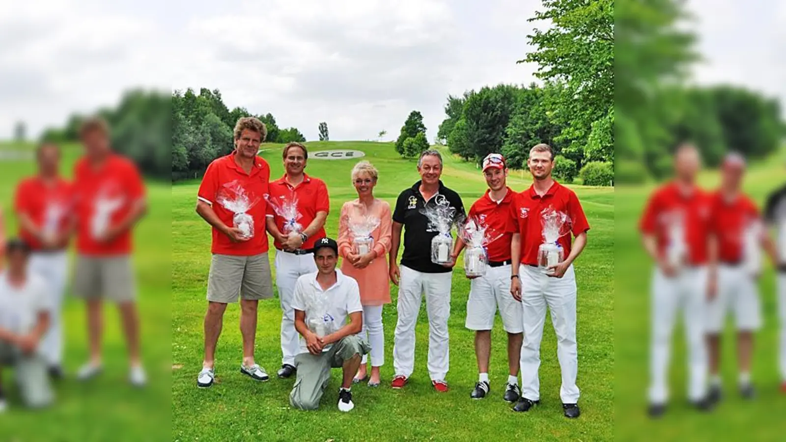 Clubmeister 2012 (v. l.): Herbert Schneider, Achim Schmeißer, Michaela Kober, Florian Kober, Rainer Kastenmeier, Sebastian Hohmann, Benjamin Kern (vorne sitzend). 	 (Foto: GCE)