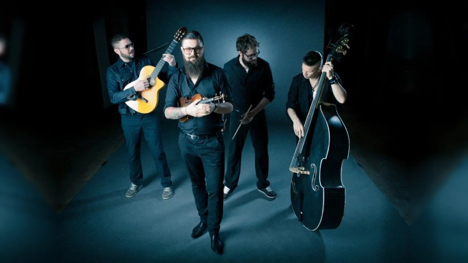 Django 3000: „Wenn LaBrassBanda die Beatles der bayerischen ,Folks-Musik' sind, dann sind die Burschen aus dem Chiemgau die Rolling Stones”, hieß es über sie in der Presse. (Foto: T. Harms)