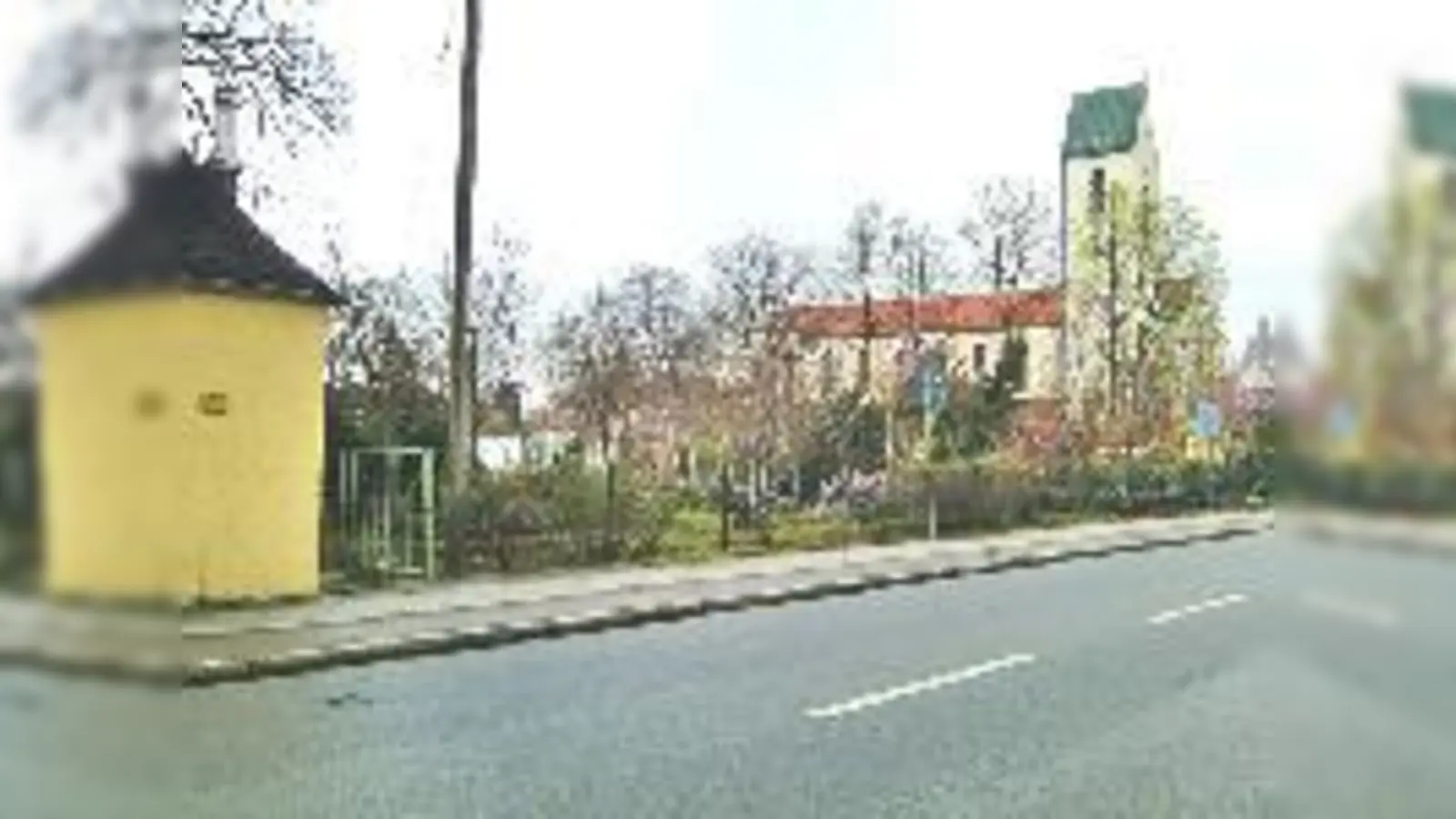 Auf dem Areal der Baumschule neben St. Emmeram wird eine Kinderkrippe gebaut.	 (Foto: ikb)