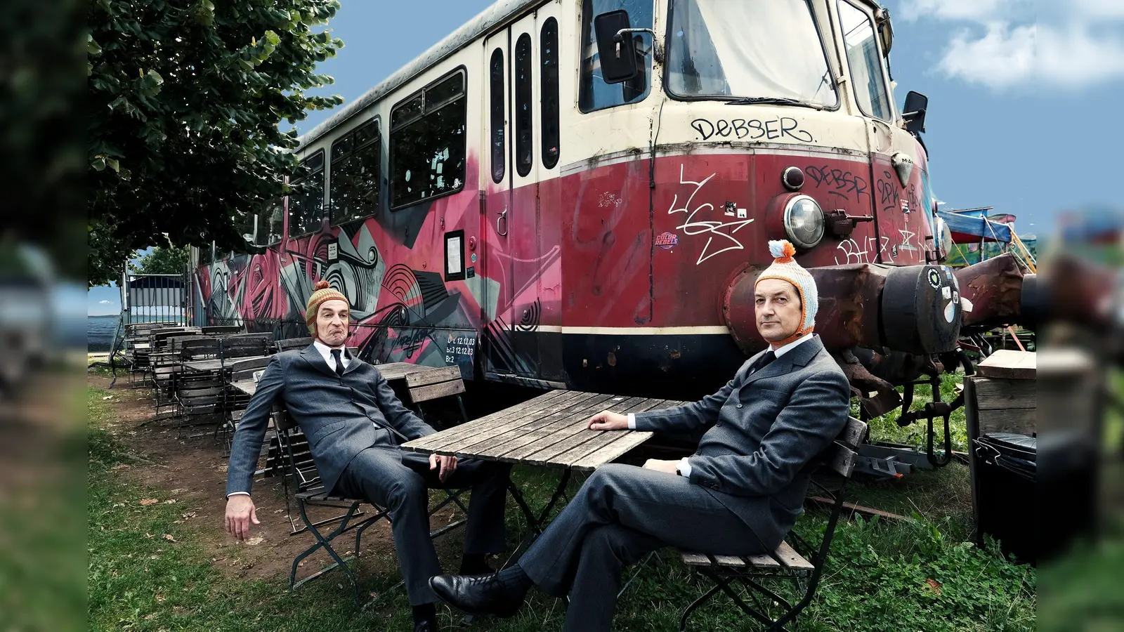 Das preisgekrönte Duo Ulan &amp; Bator präsentiert sein Programm „UNDSINN“ in Oberhaching. (Foto: Sebastian Rüger)