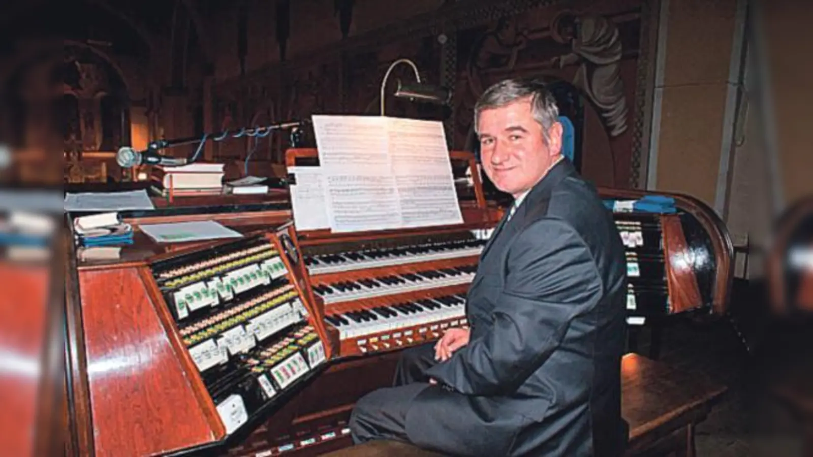 Organist Waldemar Krawiec spielte u. a. bereits in Polen, Italien, Ungarn, Slowakei und Finnland.  (Foto: VA)