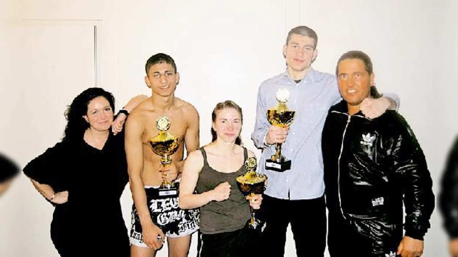 Die Leon Gym Neuperlach-Kämpfer waren bei den Profis erfolgreich.  (Foto: Privat)