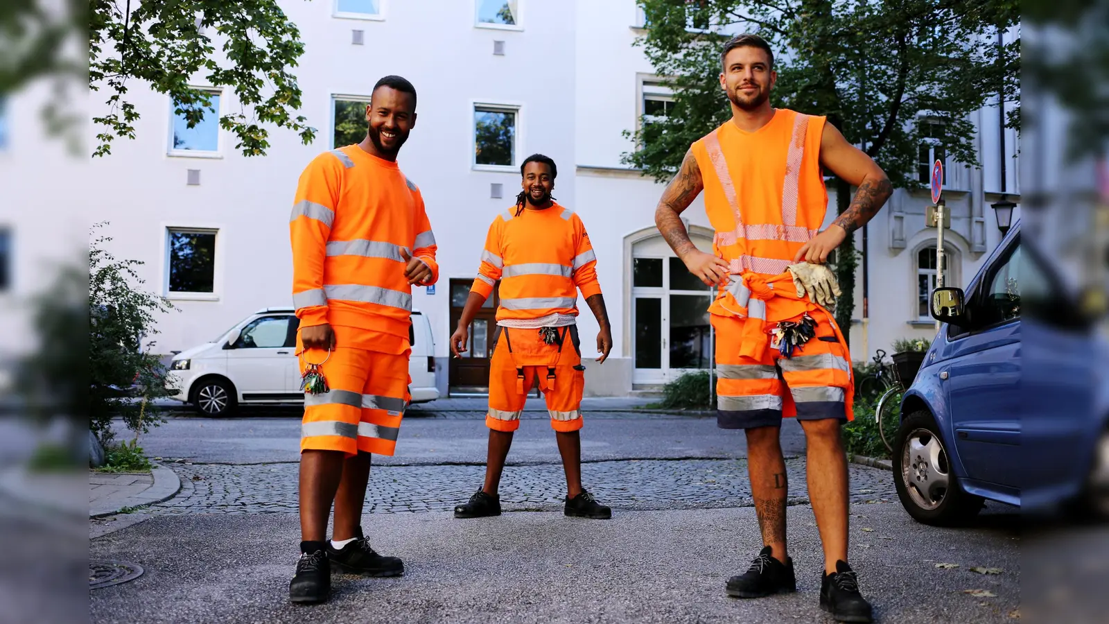 Alice Mikyna porträtiert seit 2000 mit ihrer Kamera Menschen aus Giesing, die das Viertel ausmachen und es prägen - hier die "Orangeboys". (Foto: VA)