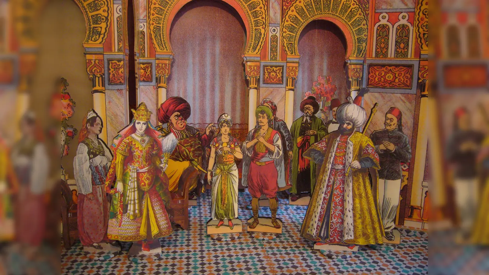 Eine fast vergessene Form der Theaterkunst ist demnächst im Bürgerpark Oberföhring zu bewundern: Papirniks Papiertheater möchte das Publikum zum Beispiel mit dem orientalischen Märchen „Abu Hassan“ verzaubern. (Foto: VA)