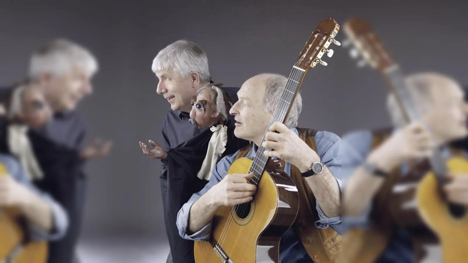 In ihrem Figuren-Musik-Theater präsentieren Martin Prochaska (links) und Thomas Nied ihren »Boulevard of Broken Stars« mit Tiefgang.	 (Foto: VA)