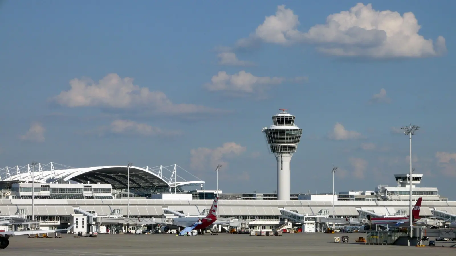 Die Flugbewegungen am Airport München sind auf acht Prozent des Vorjahresniveaus gesunken.  (Foto: CC BY 3.0)