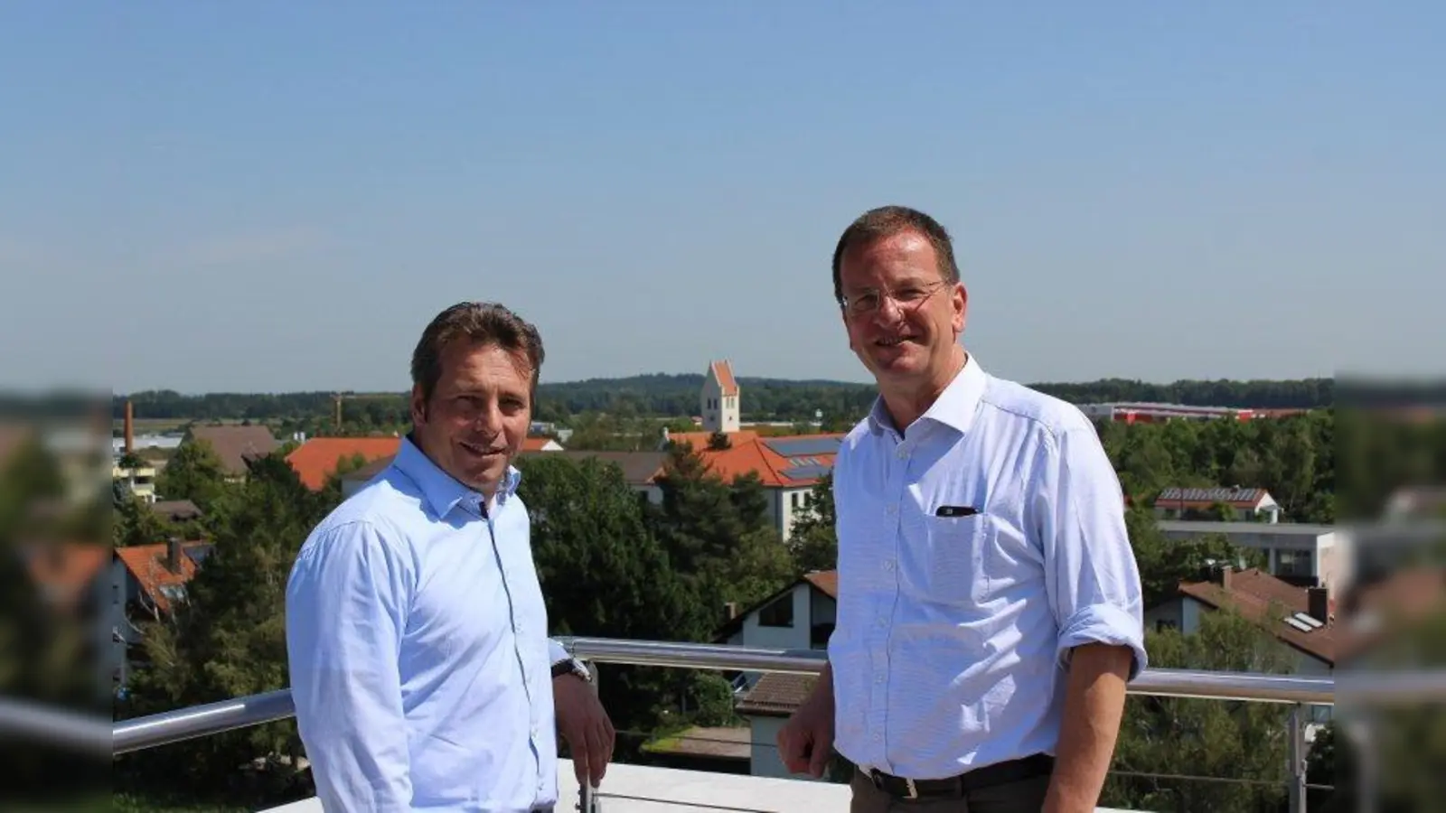 Das doppelte Lottchen traf - zumindest namenstechnisch - in Germering aufeinander: Beimerstettens Bürgermeiste Andreas Haas und Germerings Oberbürgermeister Andreas Haas. (Foto: Stadt Germering)