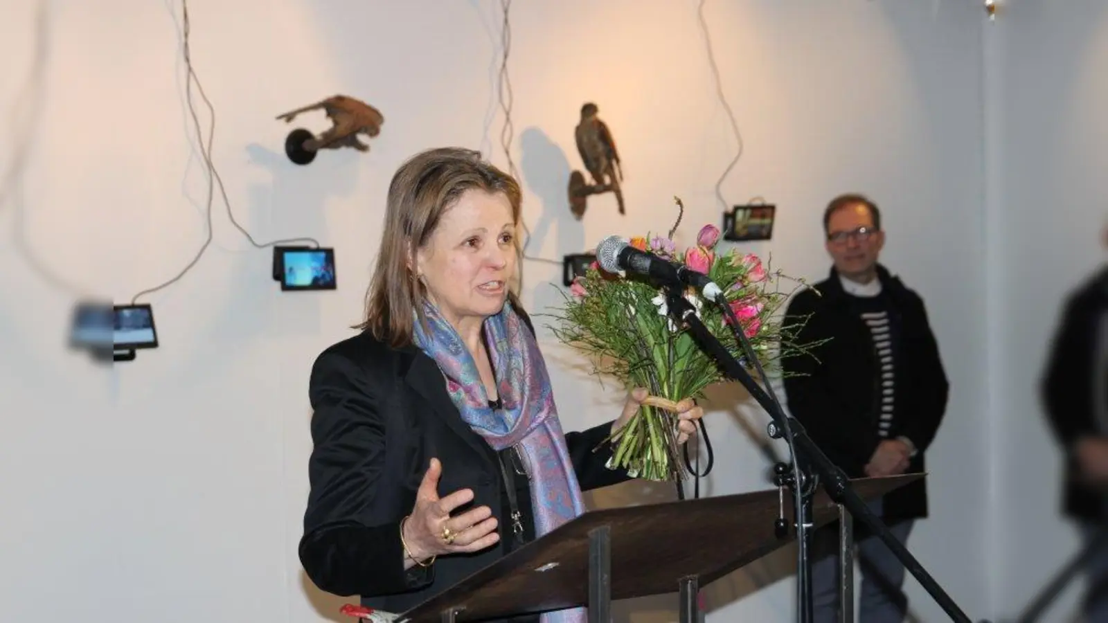 Die Galeristen Katia Rid betreute die Sektion Bildende Kunst bei der GEDOK München in den vergangenen acht Jahren mit großem Engagement. Nun zieht sie sich zurück. „Es war eine inspirierende und arbeitsame Zeit. Ich nehme viele Freundschaften mit.” (Foto: us)