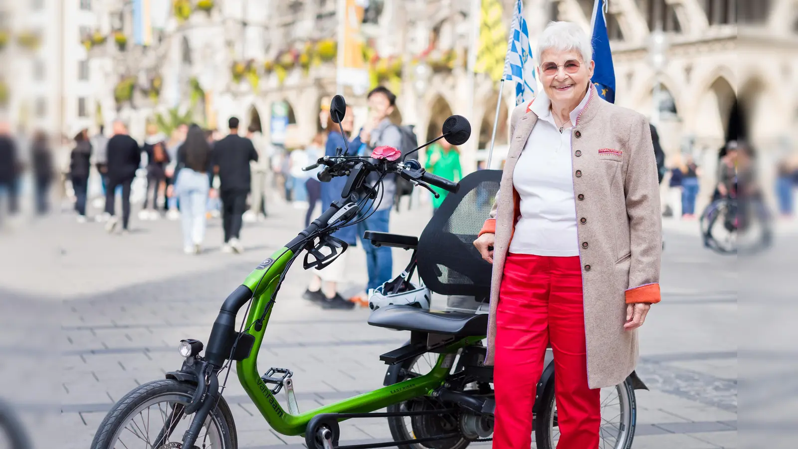 Dienstjüngstes und zugleich ältestes Mitglied des Münchner Stadtrates: Gunda Krauss wurde Ende 2023 mit 84 Jahren als Nachrückerin vereidigt. (Foto: Hauke Seyfarth Fotografie)