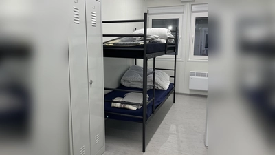 Über das Zusammenleben im Containerdorf und die Betreuung der Geflüchteten wird beim nächsten Stammtisch berichtet. (Foto: hw)