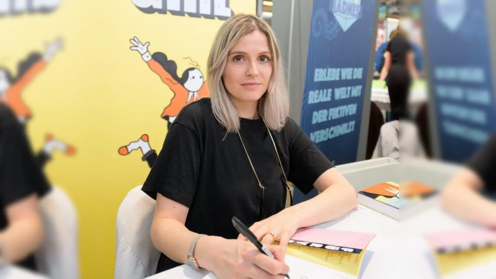 Zu Gast bei LIX: Elizabeth Pich ist eine deutsch-amerikanische Comic-Autorin, die in Saarbrücken arbeitet und lebt. Ihre Comicserien „Fungirl” und „War and Peas” unterhalten jede Woche eine Millionen Leser weltweit. (Foto: Ivan Petrovic)