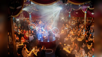 Die Show „Secret Garden“ vereint internationale Spitzenkünstler, die mit ihren einzigartigen Talenten das Publikum in Staunen versetzen. (Foto: teatro events GmbH)