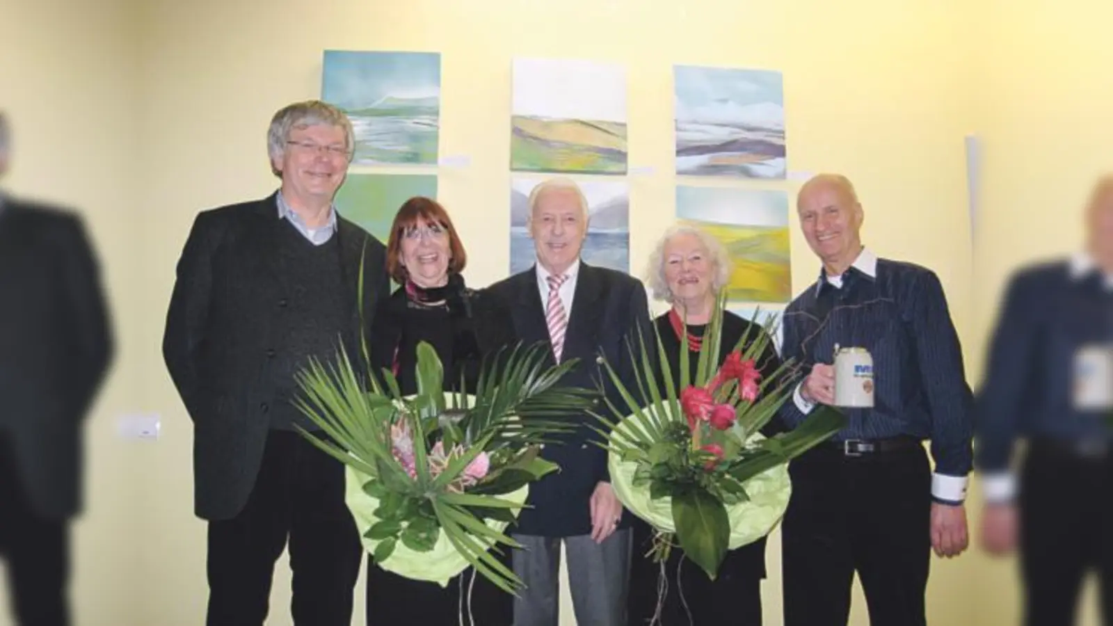 Prof. Dr. Axel Schnell, Ute Stalschus-Stähler, Norbert Kreitl, Riitta Pelkonen-Lauer und der Ehemann der Künstlerin (v.l.n.r.).  (Foto: VA)