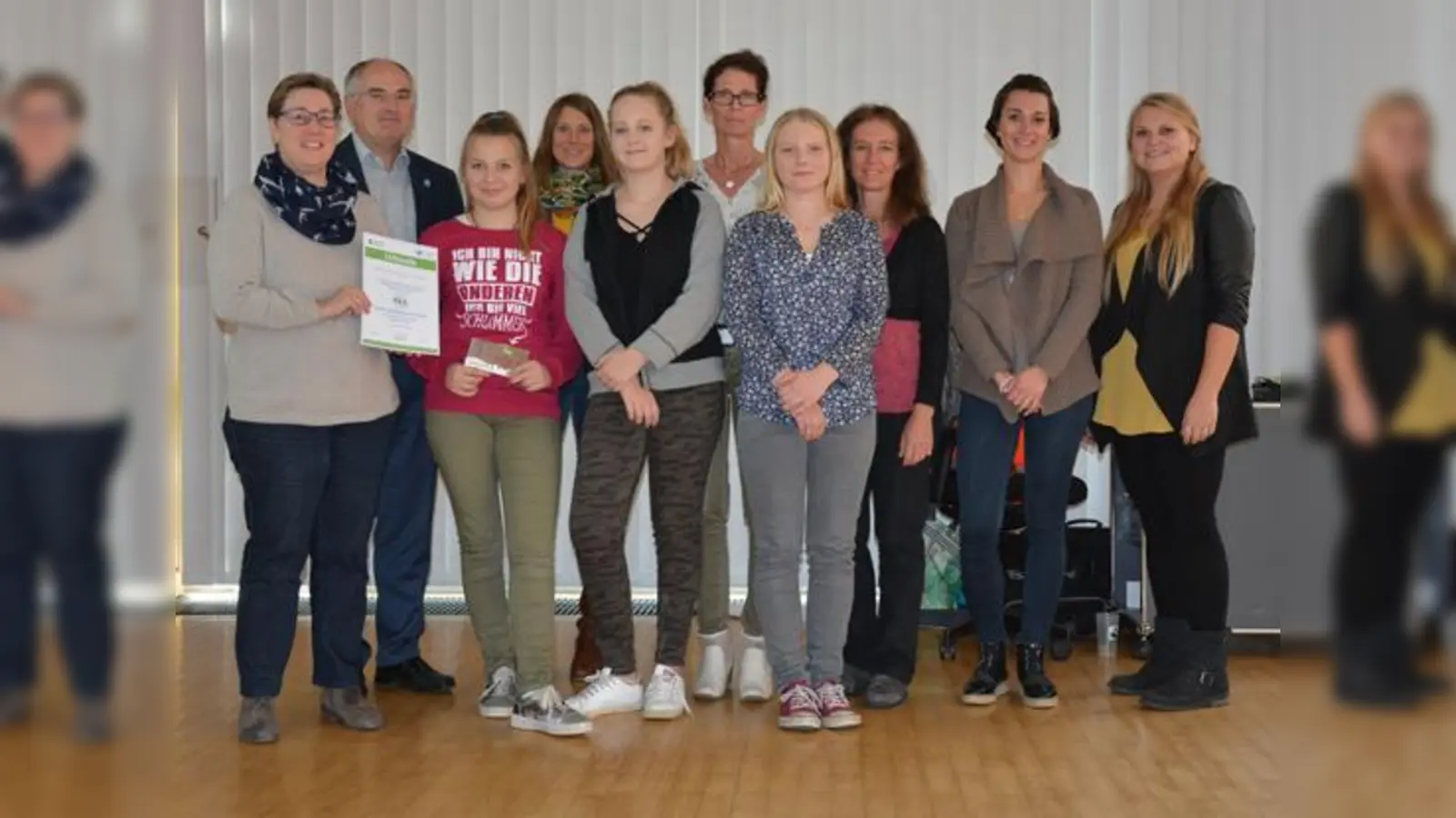 Die Schüler der Grund- und Mittelschule Glonn bewiesen, dass man sogar aus Müll durchaus noch etwas produktives machen kann.	 (Foto: Energieagentur Ebersberg gGmbH)