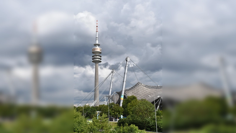 Das Zeltdach im Olympiapark wie wir es heute - 50 Jahre nach seiner Konstruktion - kennen. (Foto: Daniel Mielcarek)