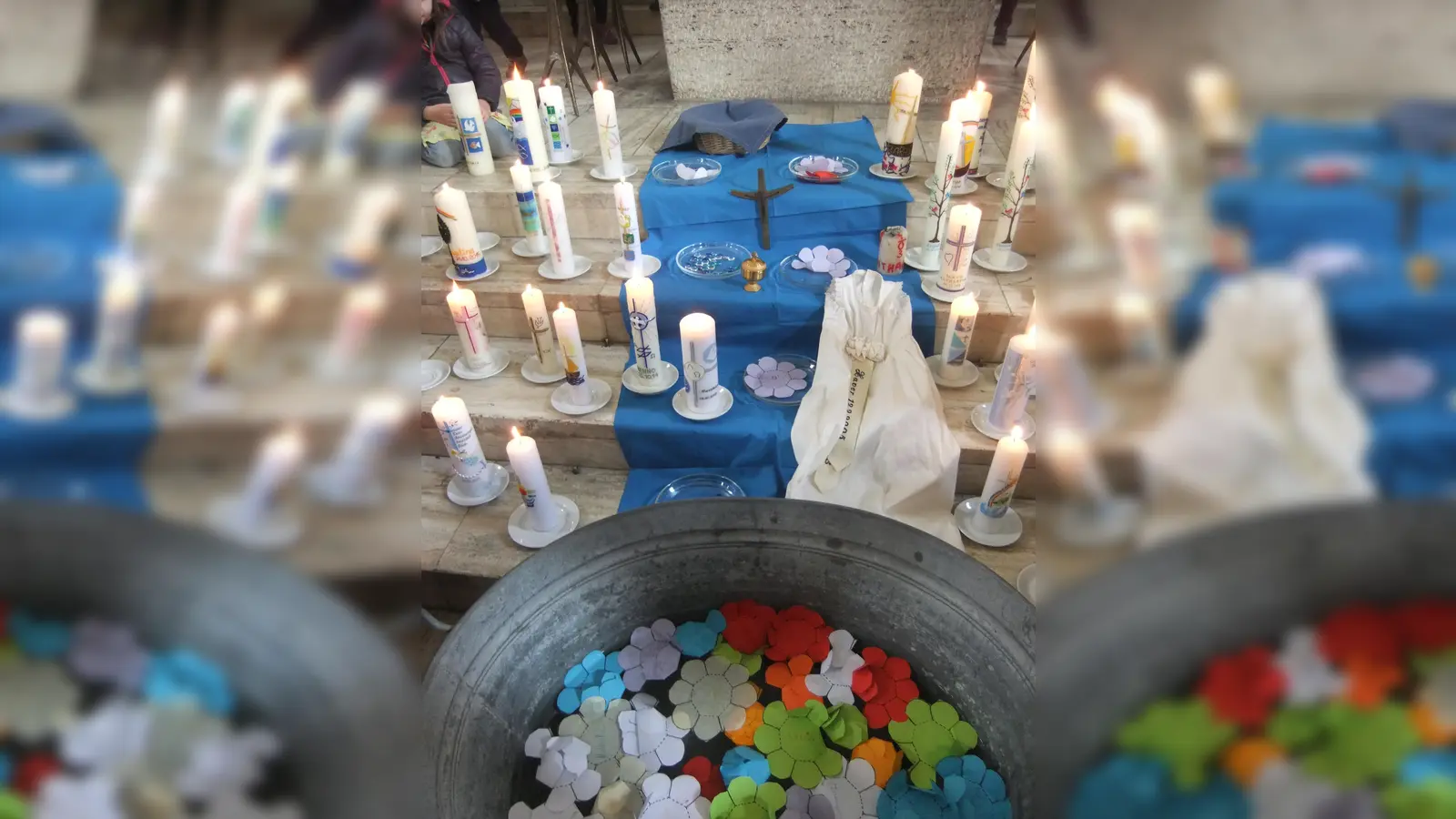 Eine herzliche Einladung ergeht zur Tauferinnerungsfeier in Neubiberg. (Foto: Rosenkranzkönigin)