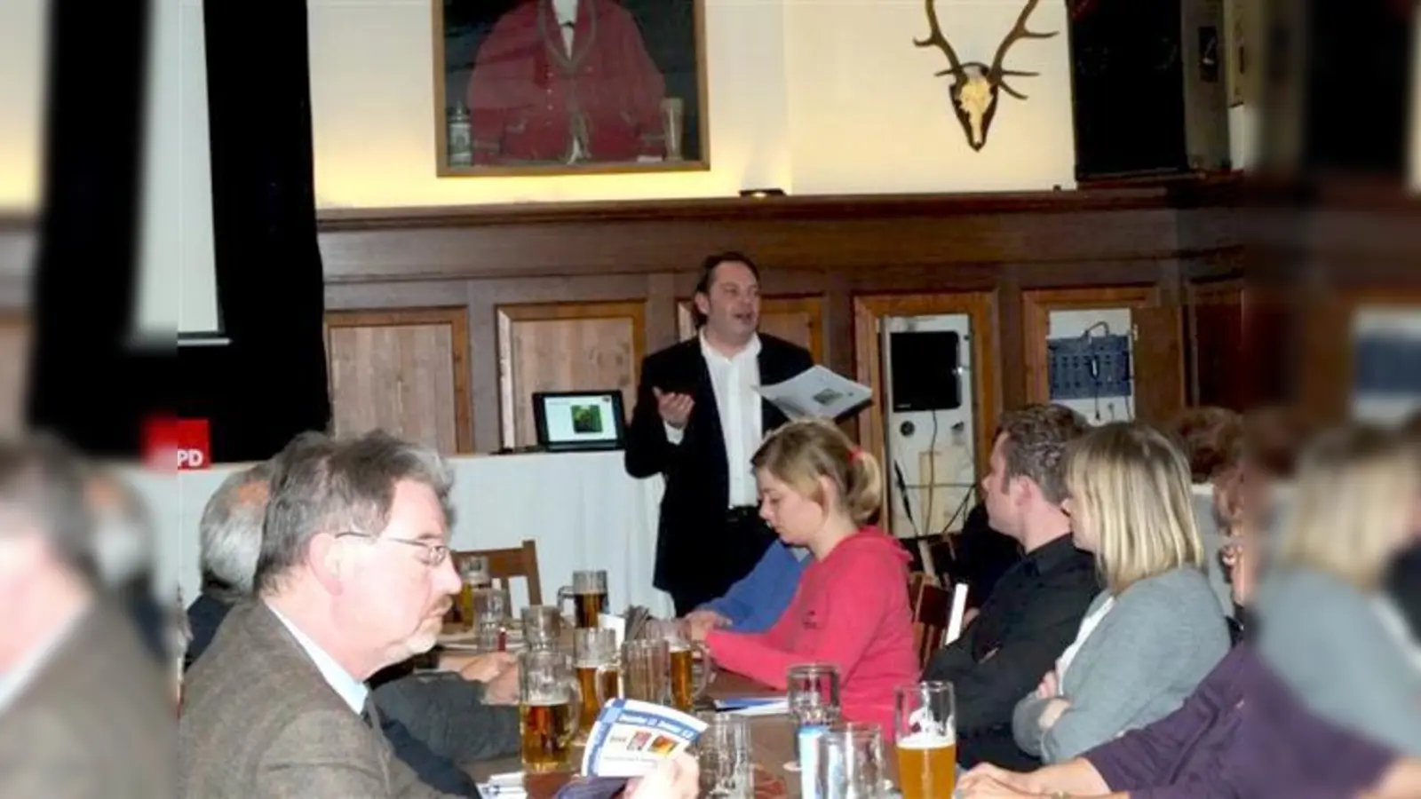 Bühl schwor die Genossen auf ein Ja´zum Wachstum ein: Sonst gebe es künftig nichts zu verteilen.	 (F.: VA)