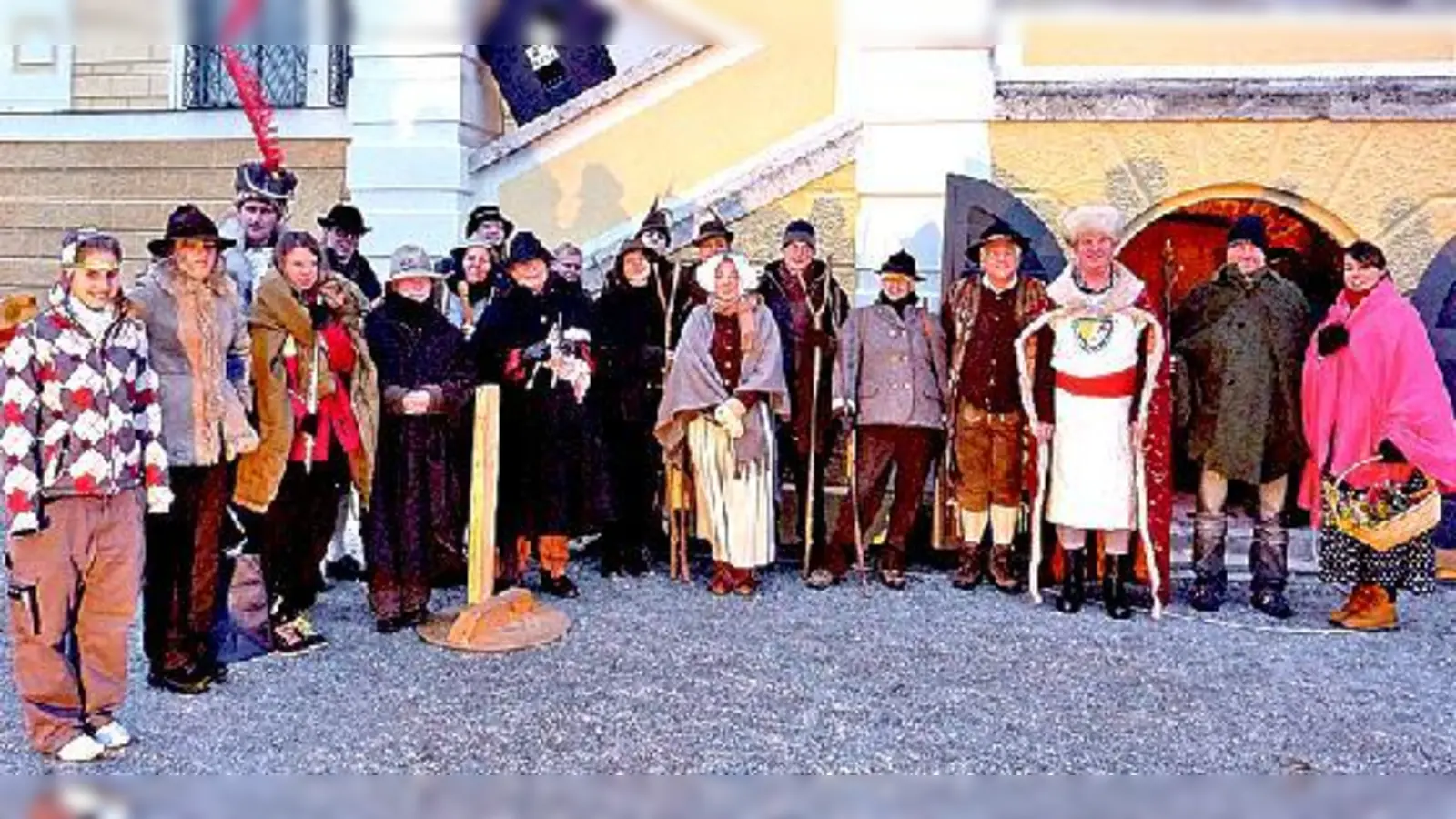 Rund 50 Darsteller und Darstellerinnen sorgen für eine tolle Kulisse	 (Foto: Privat)