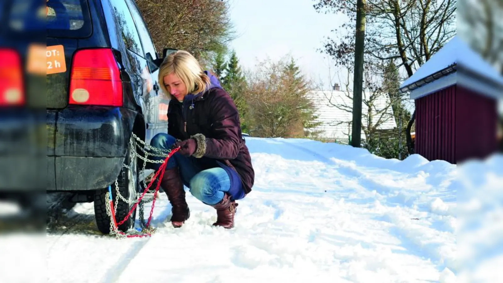 In vielen Alpenländern sind Schneeketten bei entsprechender Wetterlage Pflicht. (Foto: klickerminth - Fotolia.com)