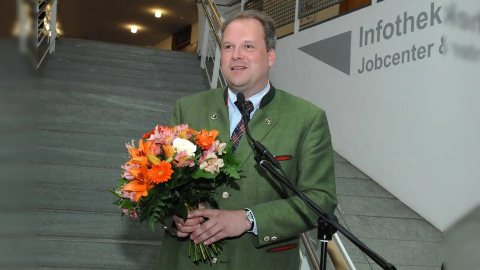 Christoph Göbel im Landratsamt nach seiner Wahl zum Landrat. (Foto: pi)