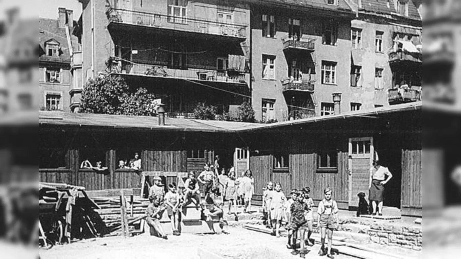 Der Grundstein der Waldorfschule an der Leopoldstraße wurde 1953 gelegt.  (Foto: Schule)