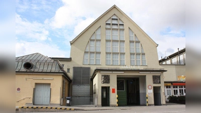 Halle 1: denkmalgeschützt und für die Sendlinger optimales Entree für ein künftiges Volkstheater. (Foto: job)