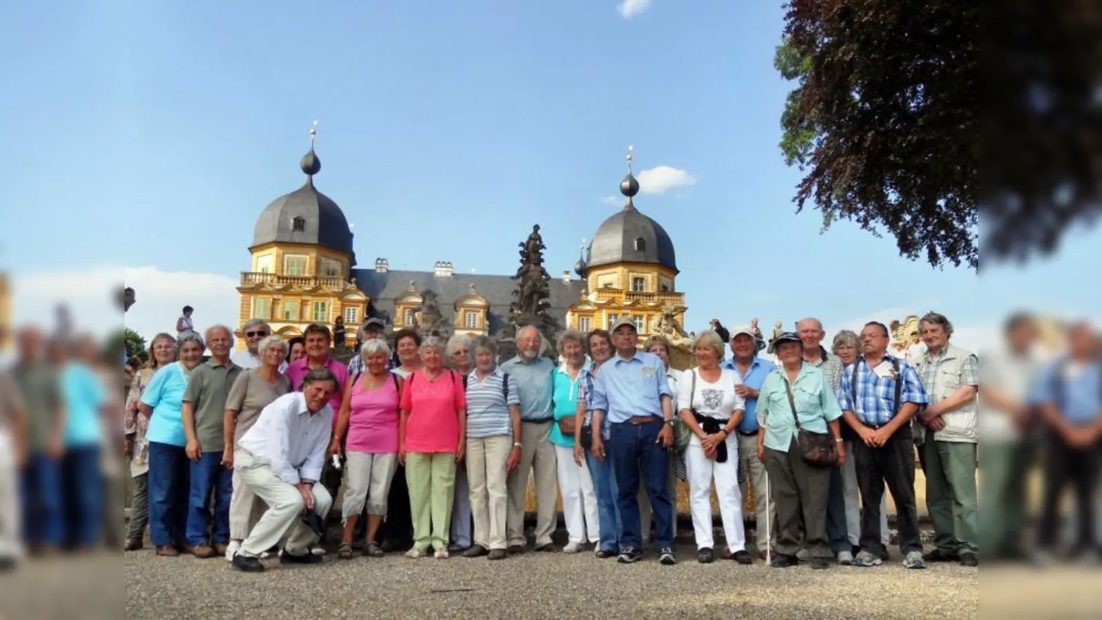 Zum Abschluß ihres Ausfluges zum 90-jährigen Jubiläum besuchte die Siedlervereinigung Untermenzing Nord-West das Schloss Seehof, die ehemalige Sommerresidenz der Bamberger Fürstbischöfe. (Foto: Joachim Hospe)