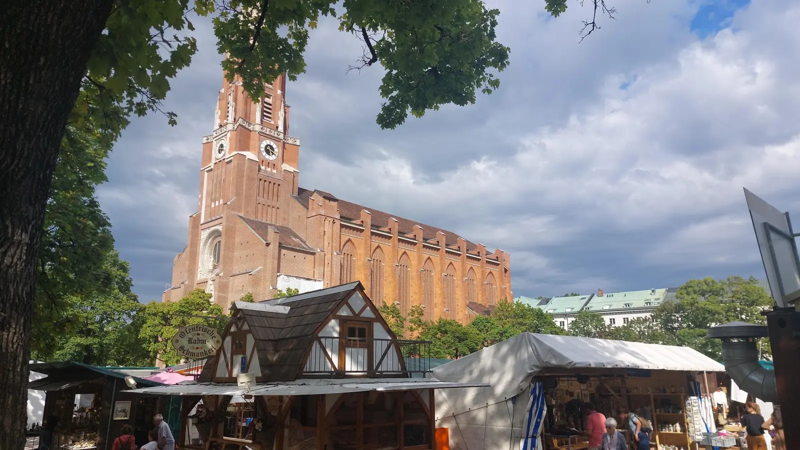 In der Mariahilfkirche finden während der Auer Kirchweihdult mehrere Orgelkonzerte statt. (Archivbild: bas)