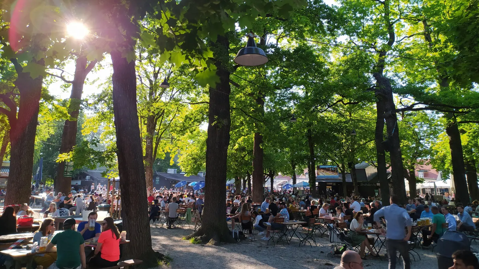 Am 15. Mai steht ein Besuch im Biergarten auf dem Programm des ASZ Harlaching. (Foto: std)