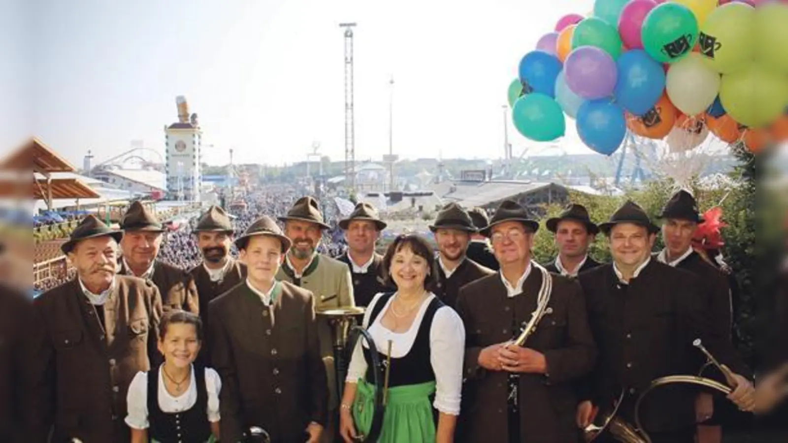 Das Platzkonzert wurde zu einem unvergesslichen Erlebnis für die Erdinger Jagdhornbläser.	 (Foto: K. Schreder)