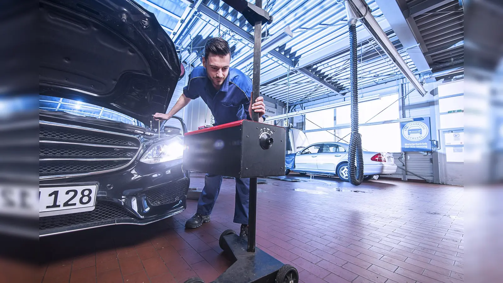Im Oktober kann man die Beleuchtung seines Fahrzeugs kostenlos überprüfen lassen.  (Foto: ZDK-ProMotor via aum)