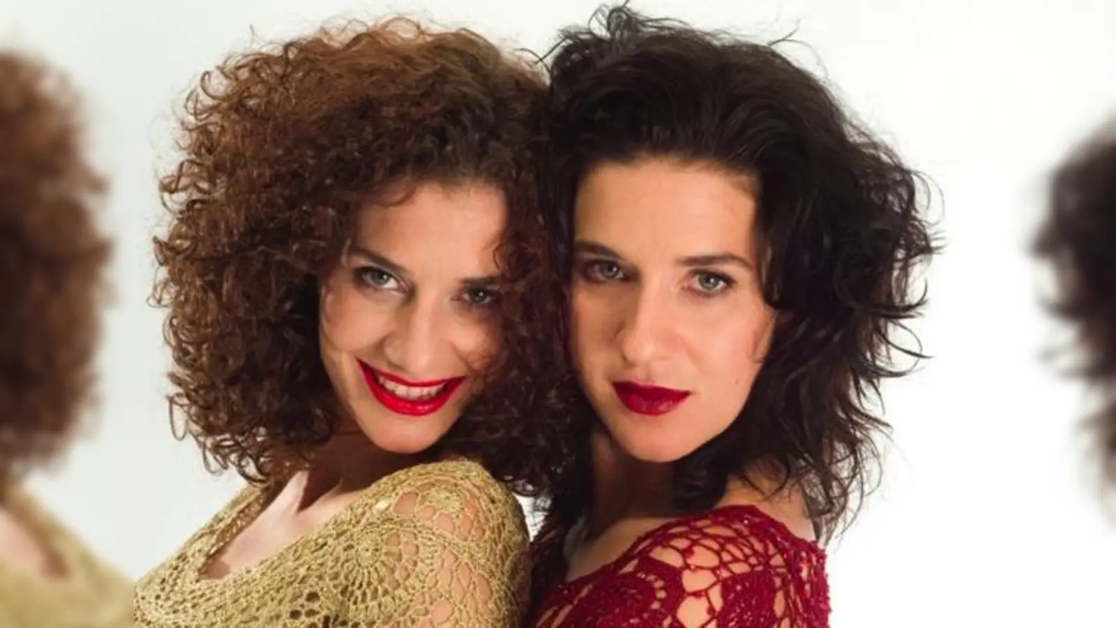 Familie kann anstrengend sein. Anouschka und Anina Doinet bringen ihre nicht immer einfache Schwesternliebe auf die Bühne.	 (Foto: Veranstalter)