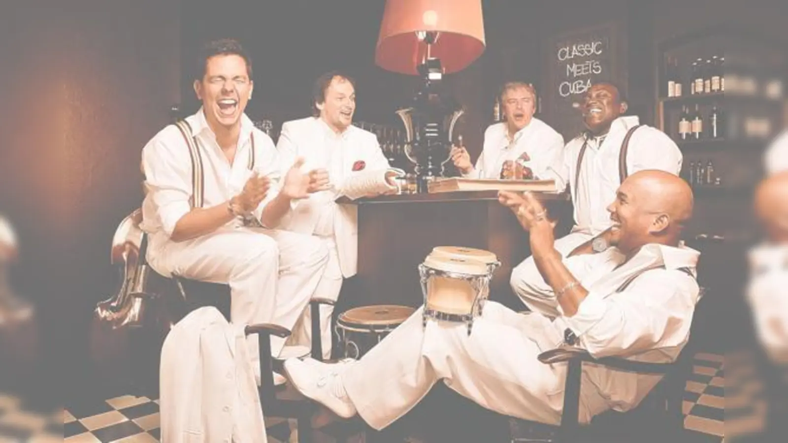 Am 9. Juli spielen die Klazz Brothers &amp; Cuba Percussion auf dem Baldhamer Marktplatz.	 (Foto: VA)