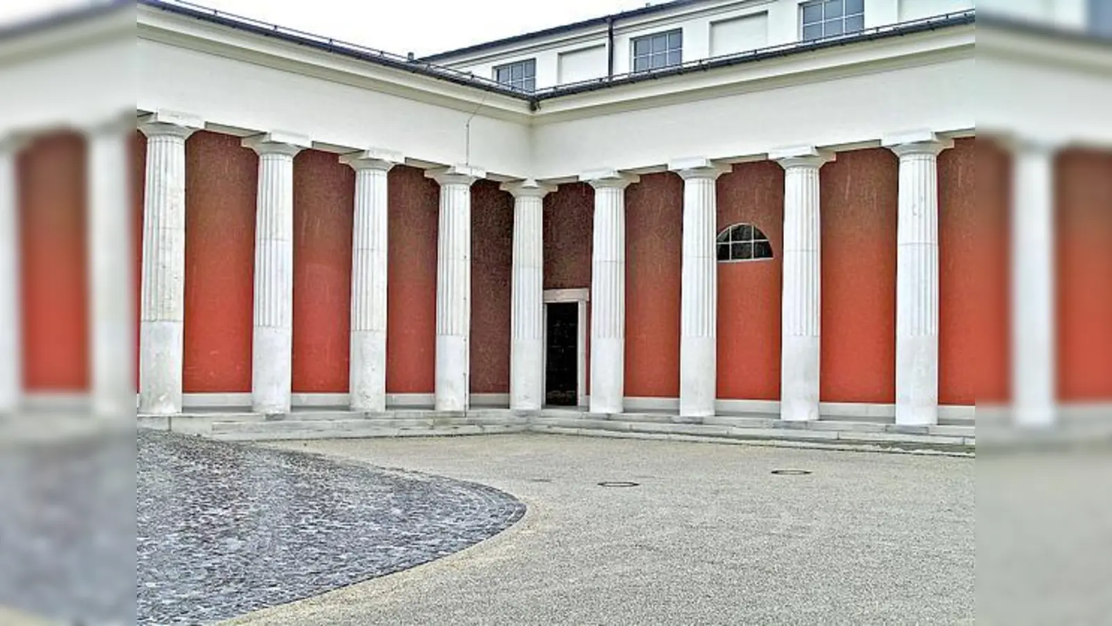 Die Aussegnungshalle des Ostfriedhofs entstand  zwischen 1894 und 1900.	  (Foto: Winfried Eckardt)