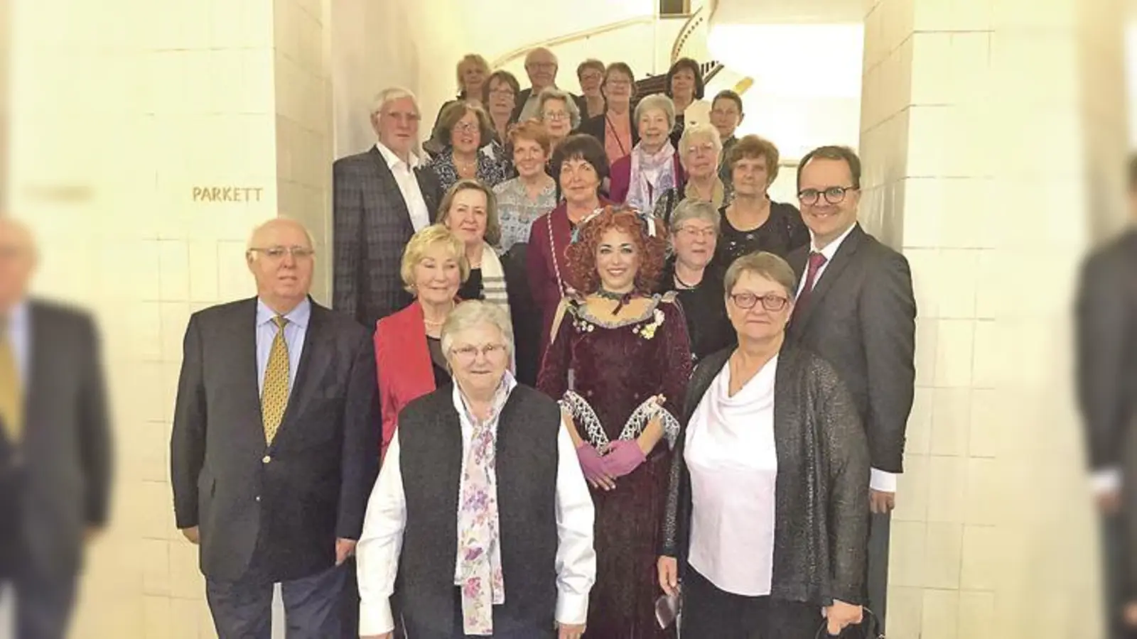 MdL Markus Rinderspacher und 33 Münchner gemeinsam in der Oper in Leipzig.	 (Foto: privat)