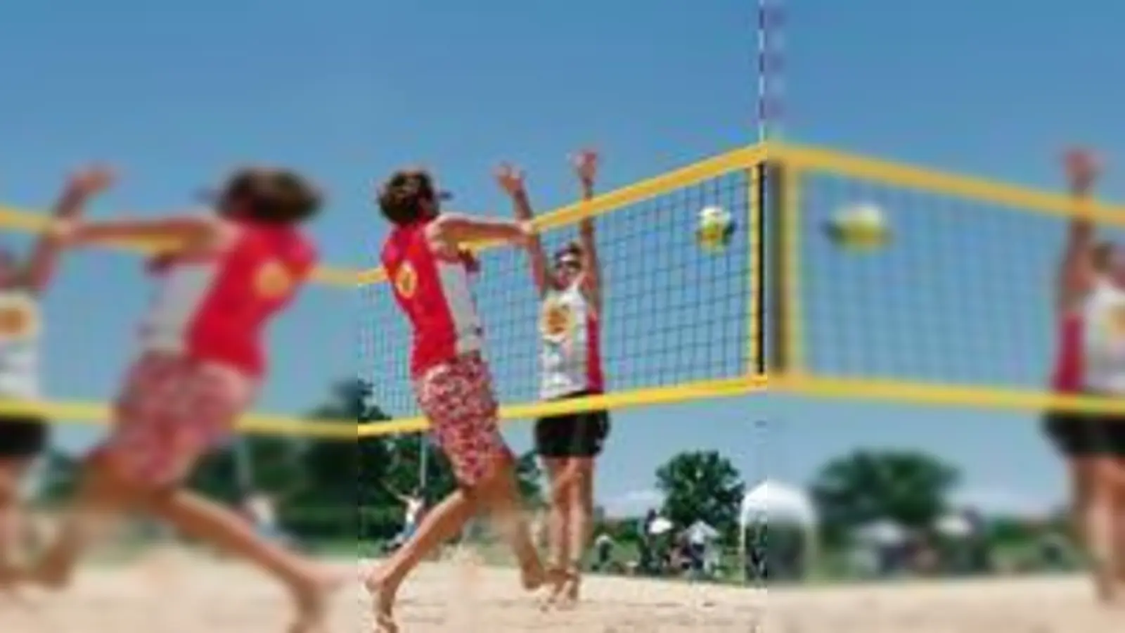Galant  (Foto: Mit Beachvolleyball kann man beim SVL jetzt auch ein gutes Werk leisten.)