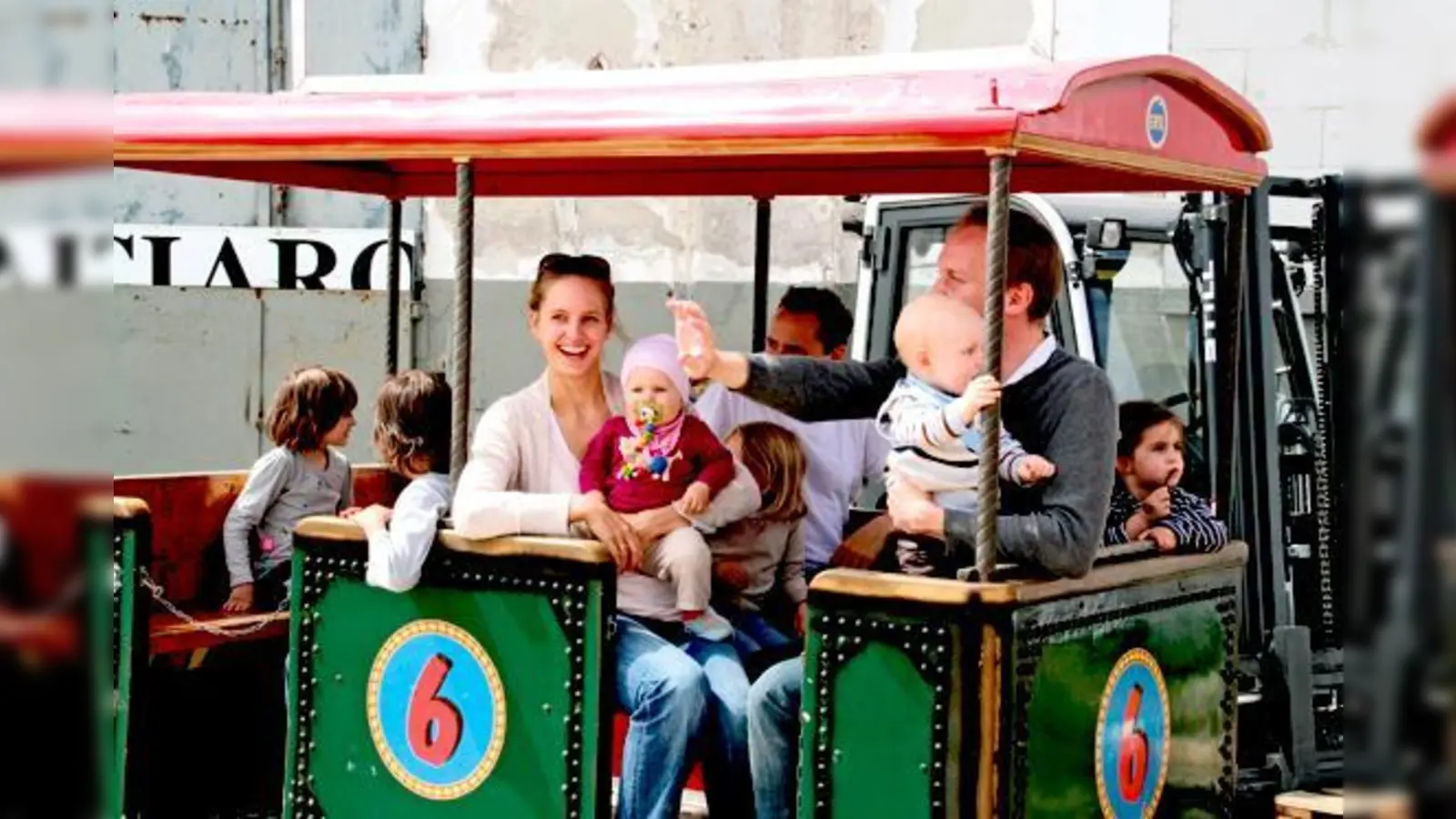 Spaß für Eltern und Kinder noch bis 1. September im Viehhof Open-Air-Kino in München.  	 (Foto: A.U.G.E.  Hartmut Senkel)