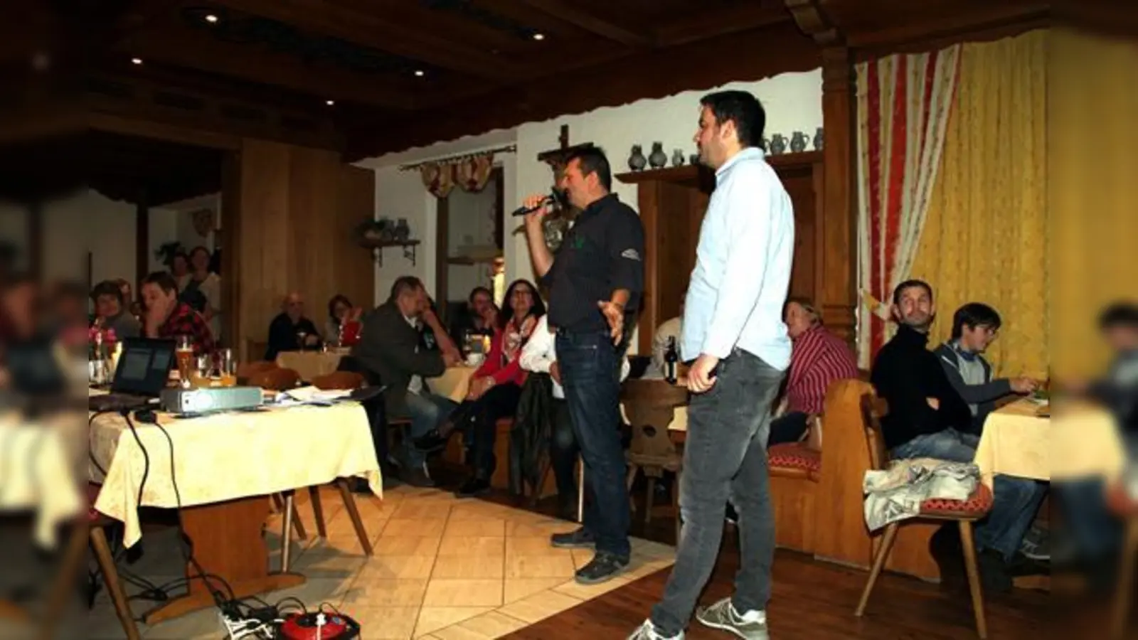 Die Sprecher der SGEBEO Hans Hermannsgabner und Max Gaißmaier (von links).  (Foto: Marcus Brunnthaler)