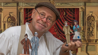 „Mei fär Läidi” zeigt Papirniks Papiertheater aus Essen beim Papiertheaterfestival. (Foto: Papirnik)
