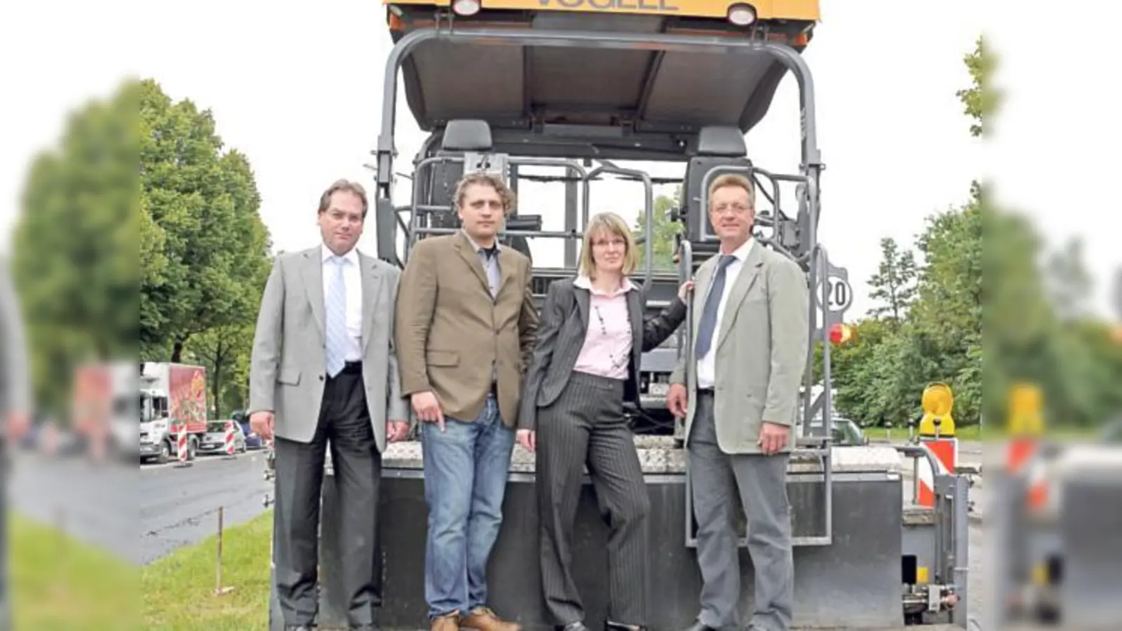 Sorgen für Ruhe auf der »Wabula« (v. l.): Regierungsdirektor Helge Ratai, Florian Hördegen, ADAC, Dr. Maria Kastner, Baureferat und Baustellenkoordinator  Richard Bartl.	 (Foto: Kathrin Kohnke)