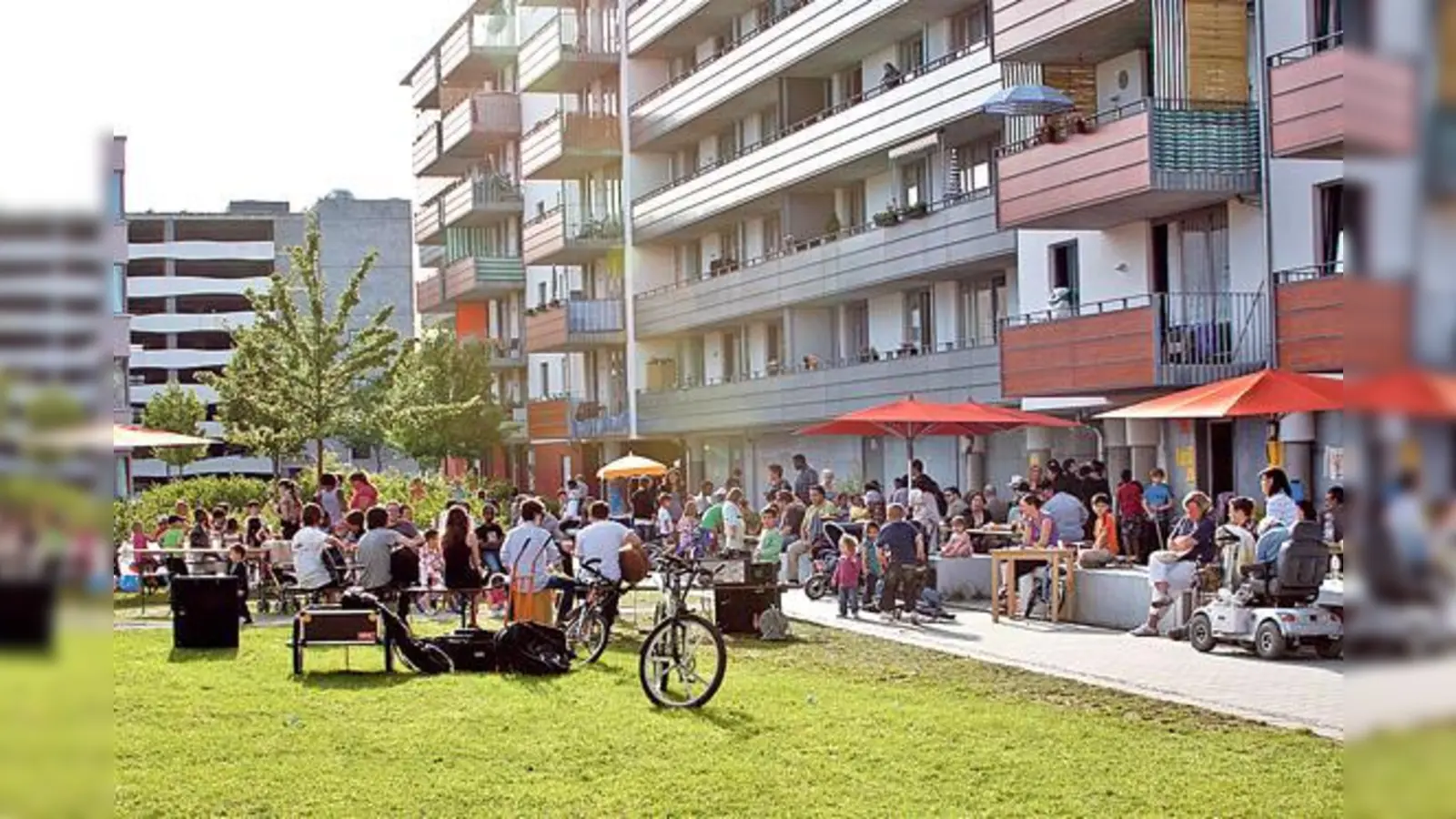 Buntes Markttreiben herrscht am Sonntag wieder in der Willy-Brandt-Allee.	 (Foto: VA)