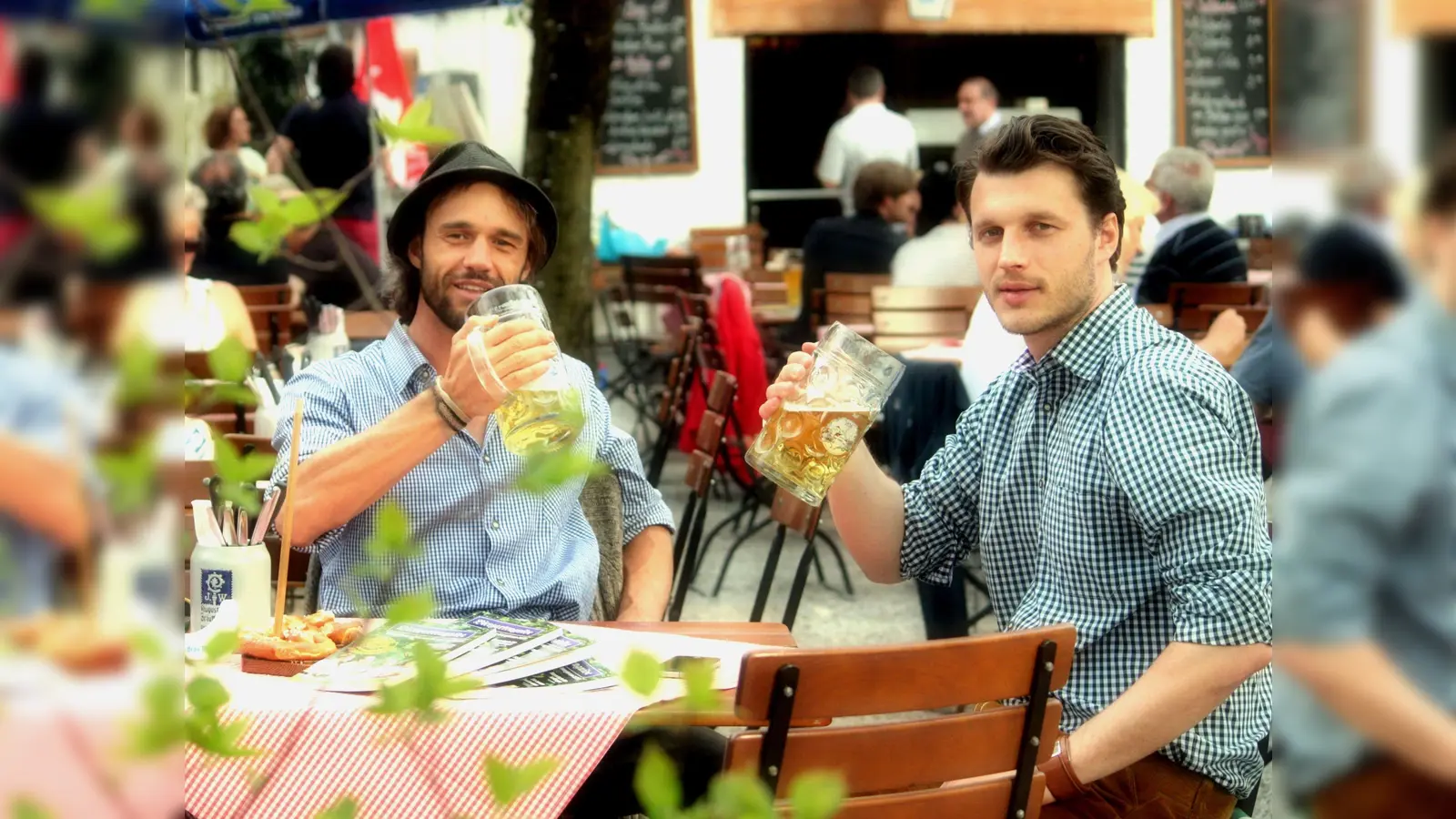 Ein echter Münchner Biergarten wird durch viele Dinge geprägt. Biergärten sind vielmehr ein Lebensgefühl, das an eine gewisse Art von Ort gebunden ist. (Foto: Anna Pauckstadt)