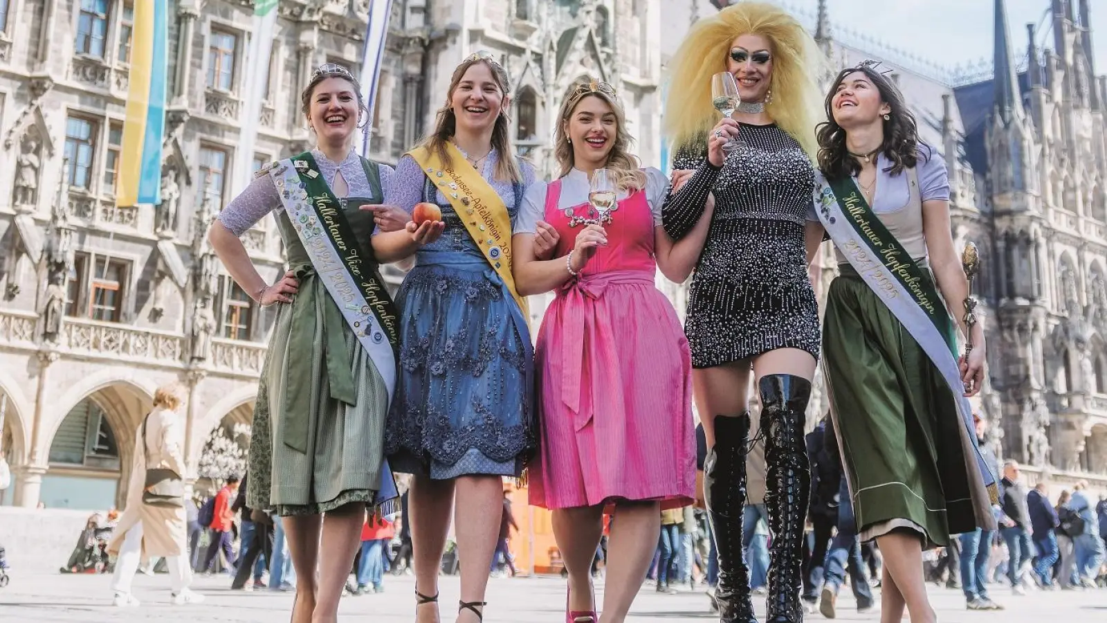 Ein buntes Völkchen aus Produktprinzessinnen, Dragqueens und königlichem Adel sorgt beim Stadtgeburtstag wieder für Unterhaltung. (Foto: © München Tourismus)