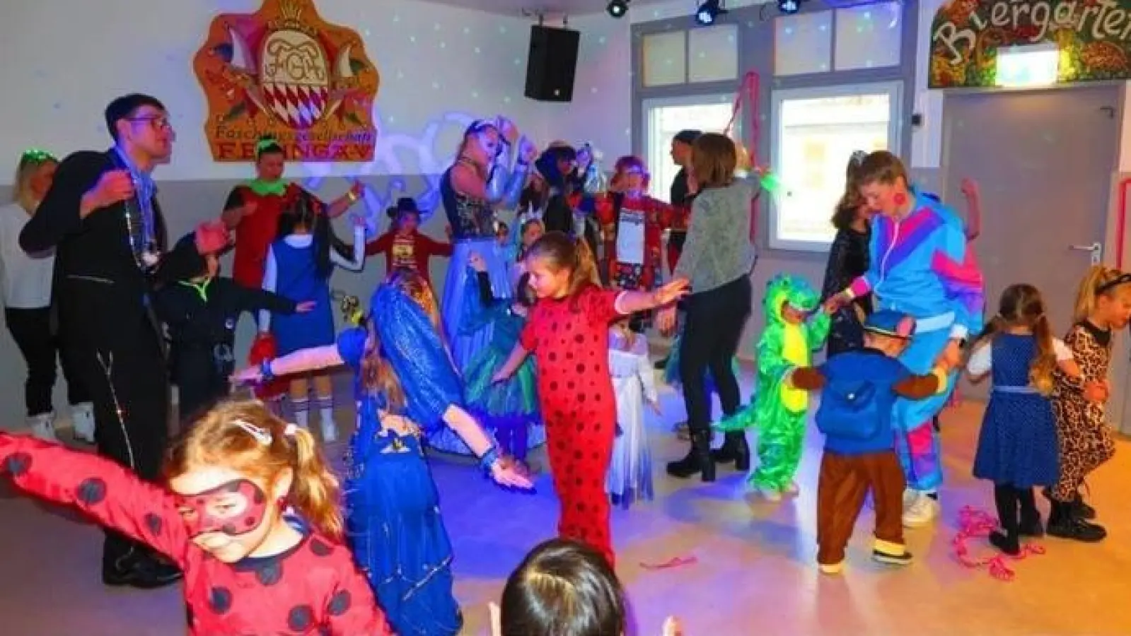 Viel Spaß hatten die kleinen Gäste beim ersten Kinderfaschingsball der Feringa. (Foto: VA)