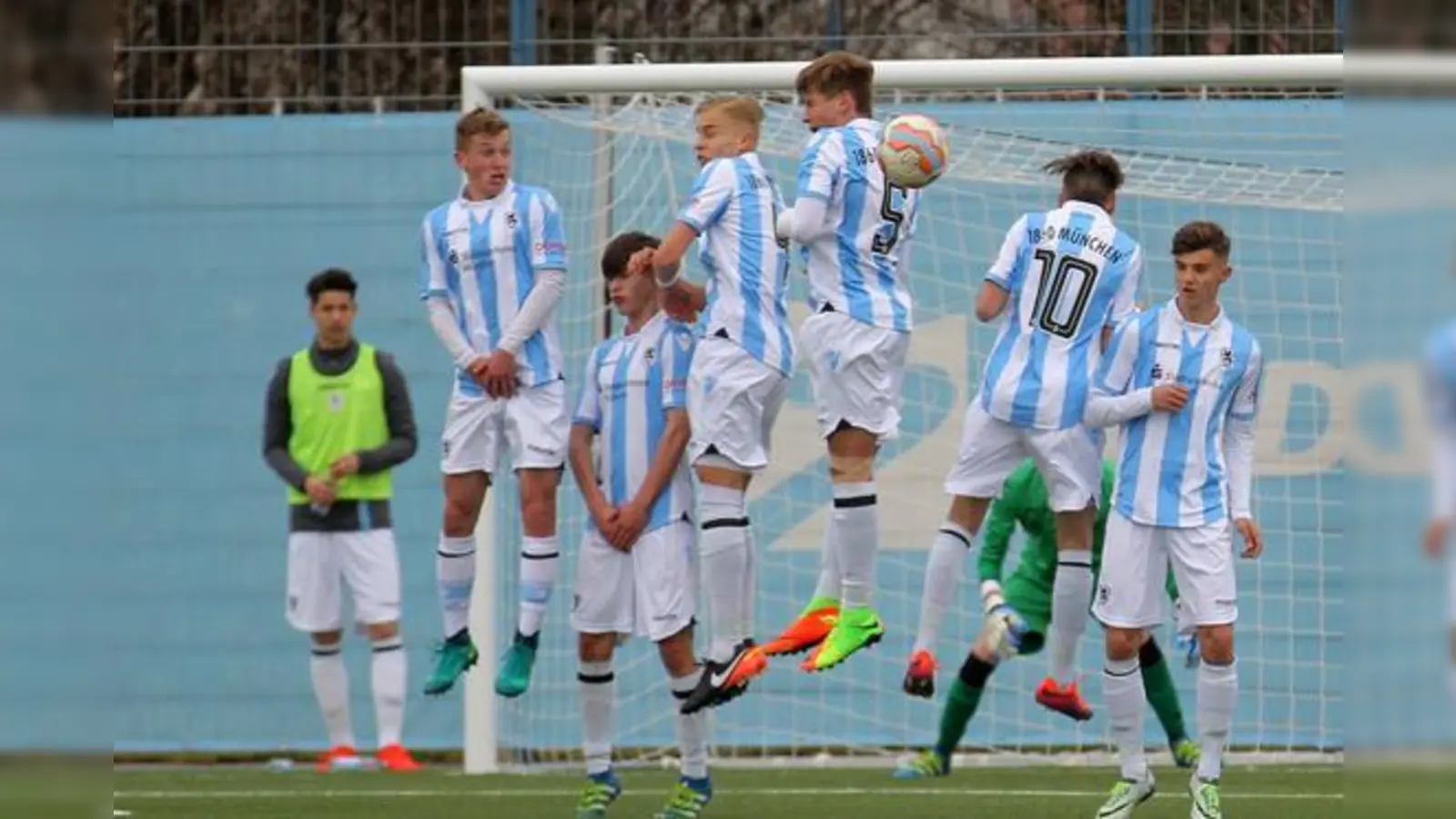Suchen ein Fußballwunder: U17-Junglöwen.  (Foto: A. Wild)