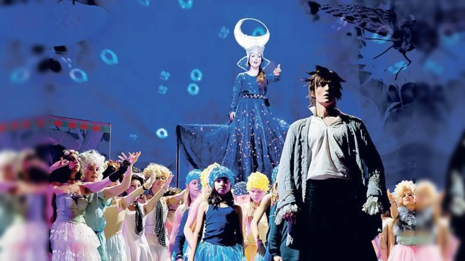 Die Königin der Nacht macht Tamino und Pamina das Leben schwer.	 (Foto: JOANIE Fotografie)