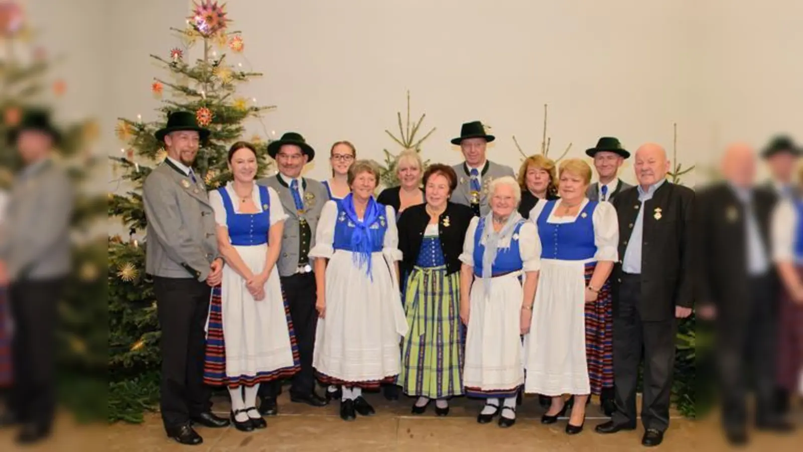 Stefan Bardt, Anita Trost, Josef Griesberger, Sabrina Griesberger, Anita Trost  sen., Brigitte Gollwitzer, Margot Sigl, Rudolf Maier, Maria Glinka, Rosina Klug, Silvia und Wolfgang Scholz und Jakob Diepold sen. wurden geehrt.	 (Foto: VA)