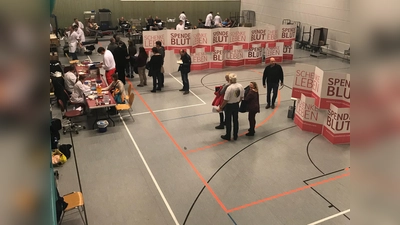 Wer Kranken und schwerverletzten Menschen mit einer Blutspende helfen möchte, kann ab 15 Uhr in die Ismaninger Osterfeldhalle kommen. (Foto: BRK Ismaning)