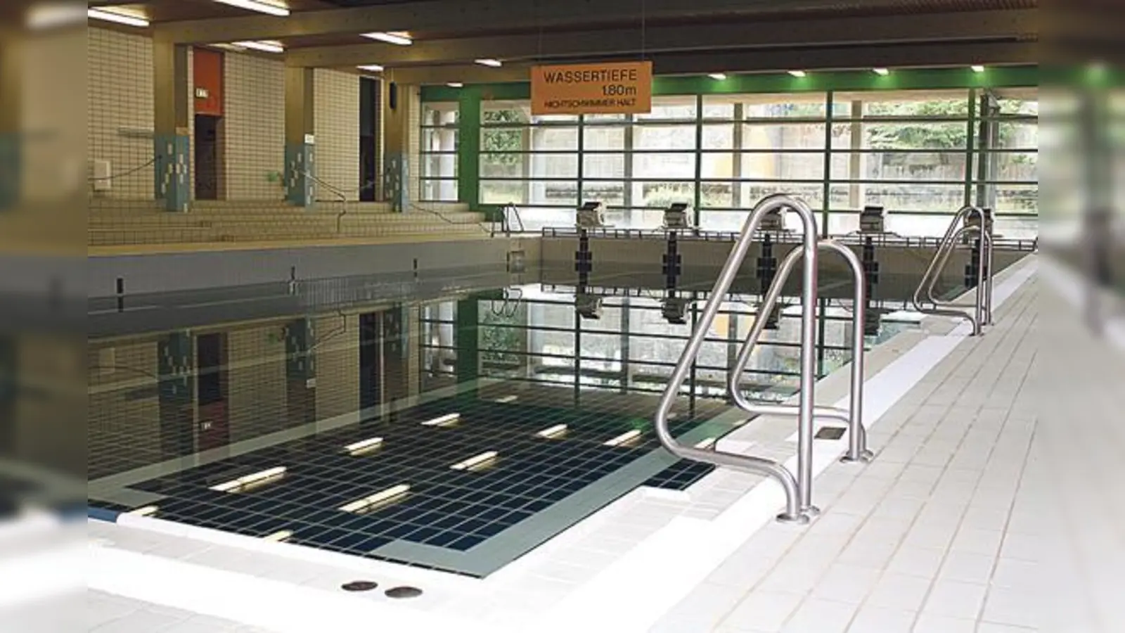 Das Hohenbrunner Hallenbad ist seit dem 11. September wieder für den Badebetrieb geöffnet. 	 (Foto: Gem. Hohenbrunn)