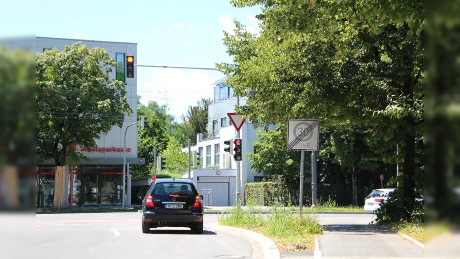 Tempo 30-Zonen: Eine weitere Beschilderung oder abmarkierte Hinweise auf der Straße lehnt die Landeshauptstadt München ab. (Foto: sb)